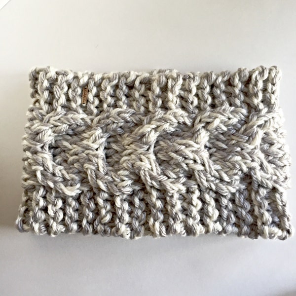 Chunky Gray and Ivory Cable Knit Oversize Cowl Winter Scarf, Soft Gray and Ivory Heavy Thick Cowl with Cabled Design