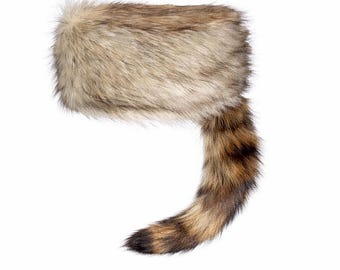 Gorro de cola de mapache rubio
