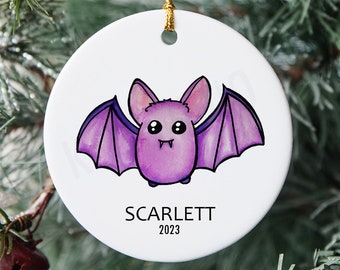 Adorno navideño de cerámica con acuarela de murciélago
