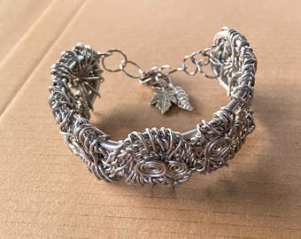 Woven Aluminum Wire Cuff Bracelet: Celtic Leaf Charm