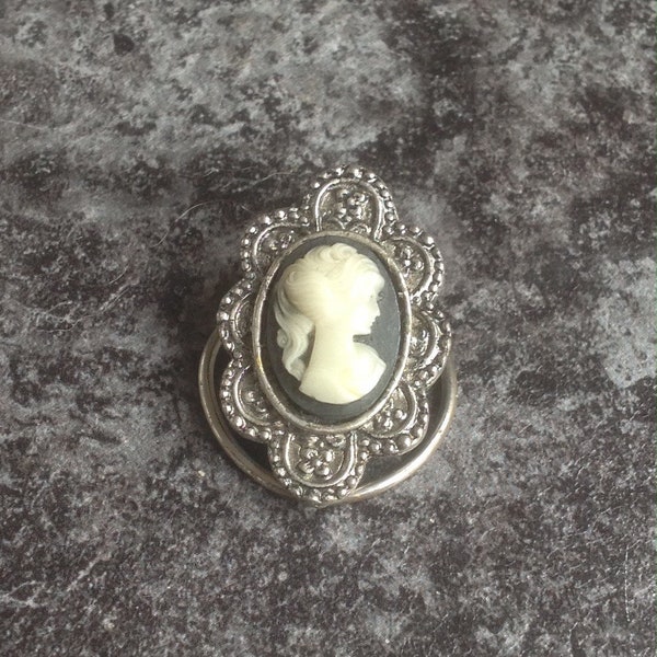 Black Cameo Dress Clip, Victorian Style 1960s/70s Cameo Dress Clip,  Silver Plated Cameo Dress Clip