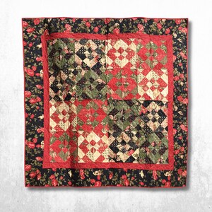 Red Green Floral Patchwork Quilt, Handmade Square Lap Throw, Table Cover, Traditional Cottagecore Bedding