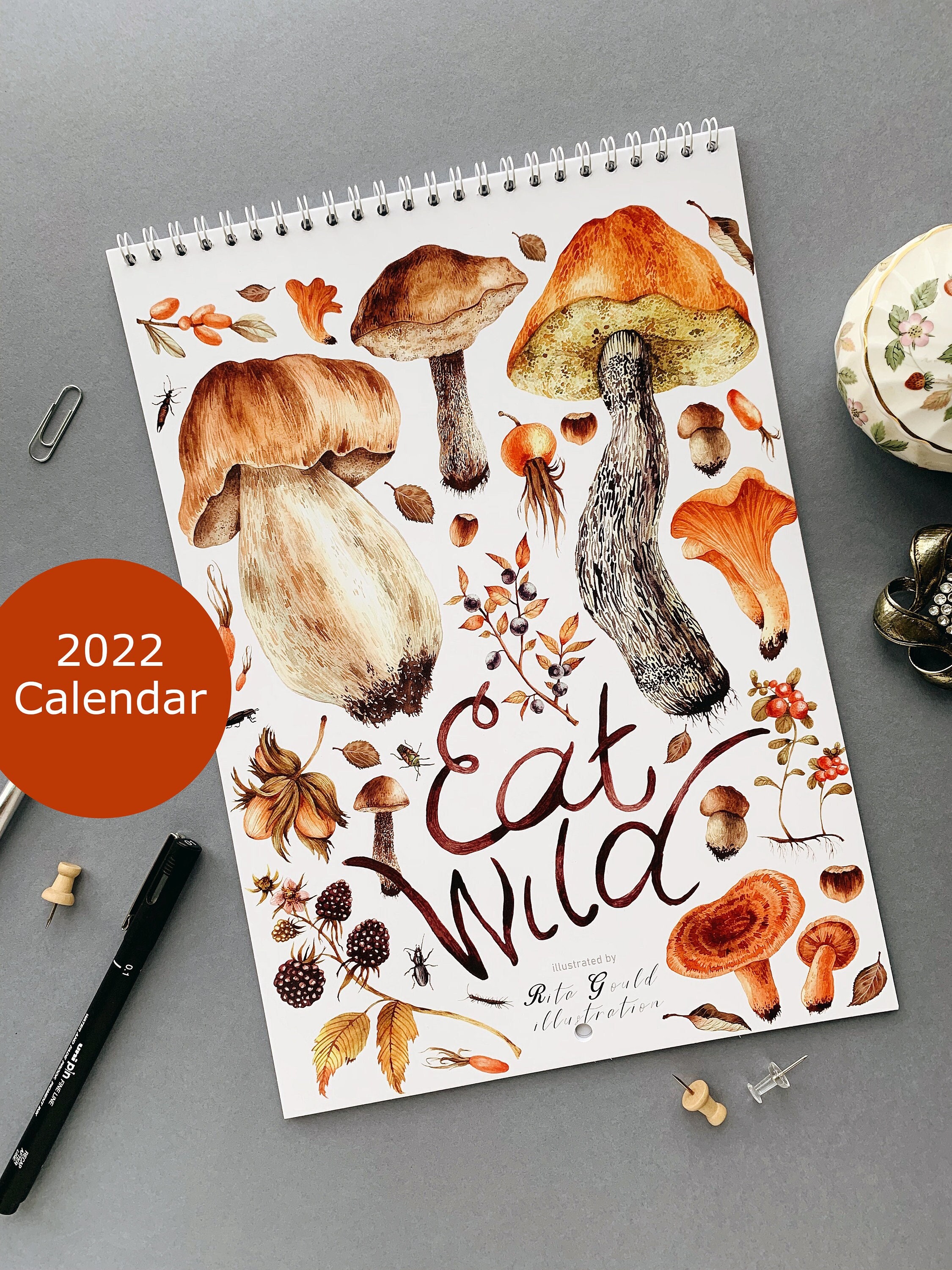 Christmas In The Wild 2022 2022 Wall Calendar - Double Page A4 Calendar - Illustrated Art Calendar -  Christmas Gift- 2022 Wild Food Calendar - New Year Gift