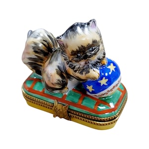 Cat w Yarn Limoges Box Porcelain Figurine