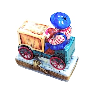 Boy Kid on Cart Bike Limoges Box Porseleinen beeldje
