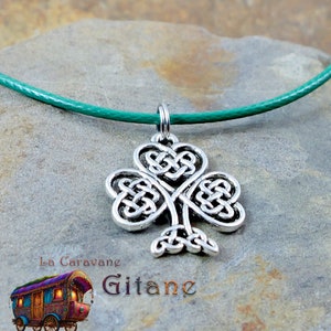 Green leaf necklace and Celtic clover pendant image 3