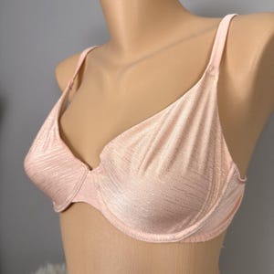 Vintage Satin Caress Bra 36C Peach Second Skin Satin Unlined Underwire Sears