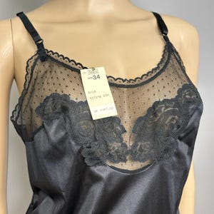 Vintage The Doesn’t Slip Sears Camisole 100% Nylon Swiss Dot Lace Size 34 NOS