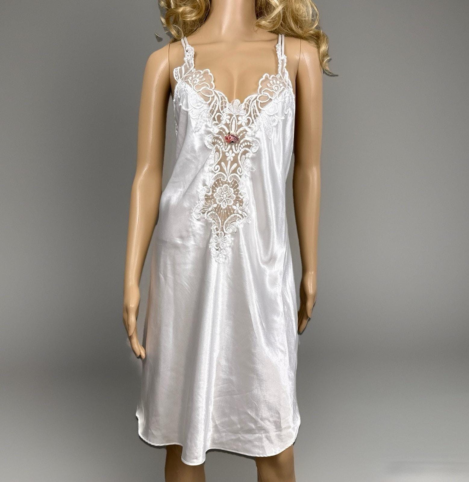 chinese dress ladies Dream Sight Lace Satin Maxi Dress