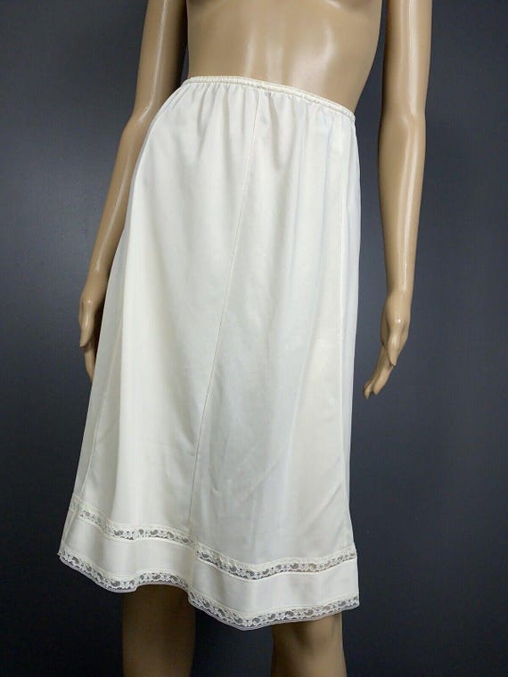 Vintage Jcpenney Size Small Half Slip Nylon A-line Cream Semi-sheer ILGWU  Union - Etsy