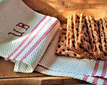 Skandinavisches Vintage Leinen: handgesticktes Monogramm, norwegisches Kunsthandwerk Cottagecore Geschenk erhalten Sie 25 % Rabatt beim Checkout