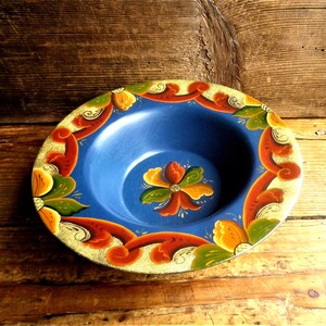 rosemaled Vintage Wooden Bowl Scandinavian Nordic Vintage Folk Art Handmade in Norway