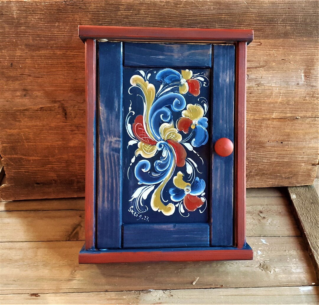 Norway Hand Painted Key Norwegian Folk Art Rosemaling Wall Key