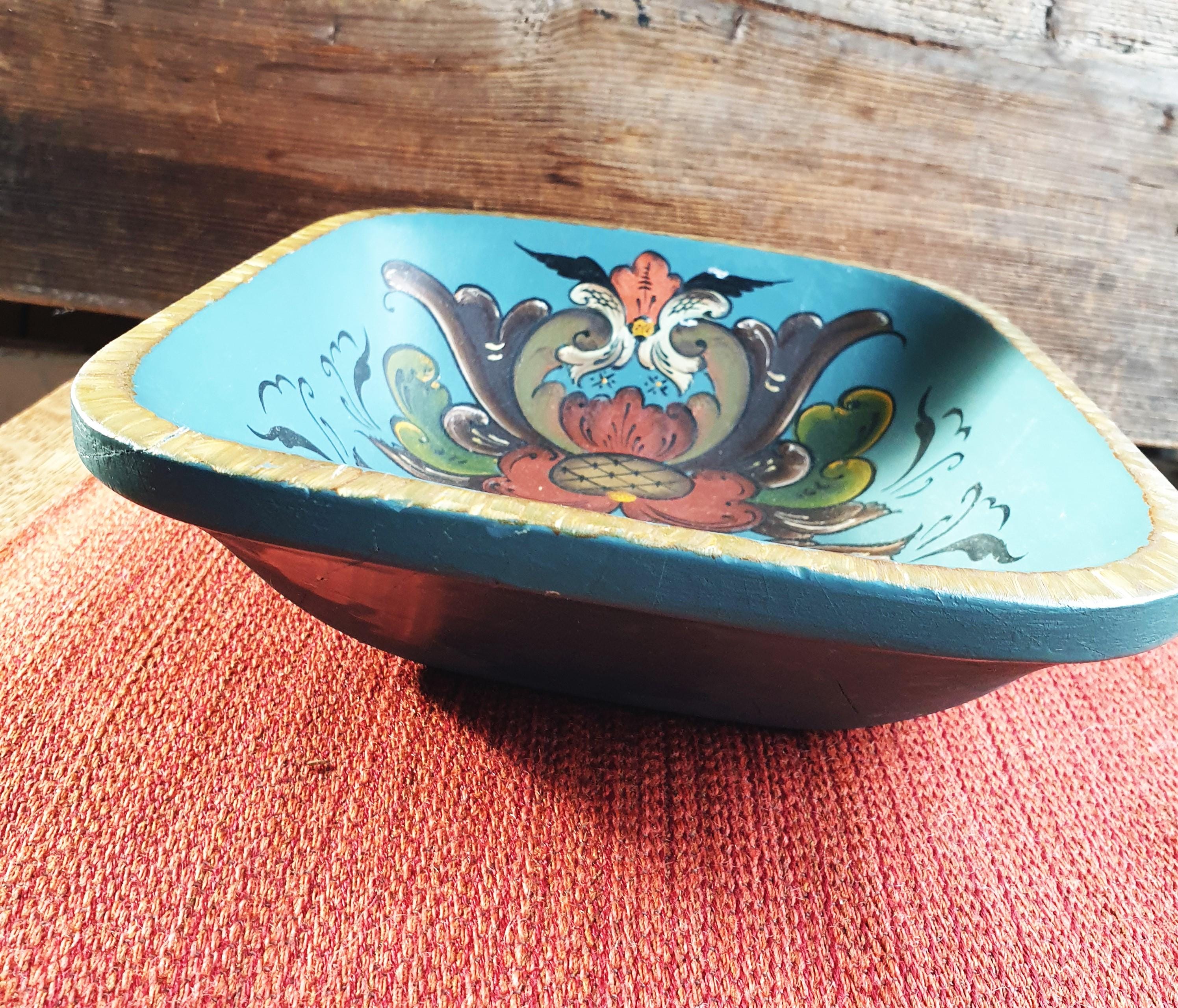 ノルウェーの手工芸品ヴィンテージ木製皿手描きフォークアートローズ