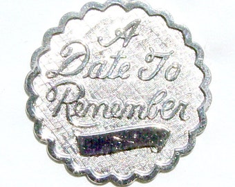 A Date to Remember Charm - Vintage Sterling Anniversary or Birthday Charm Ready to be Engraved - Sterling by La Mode