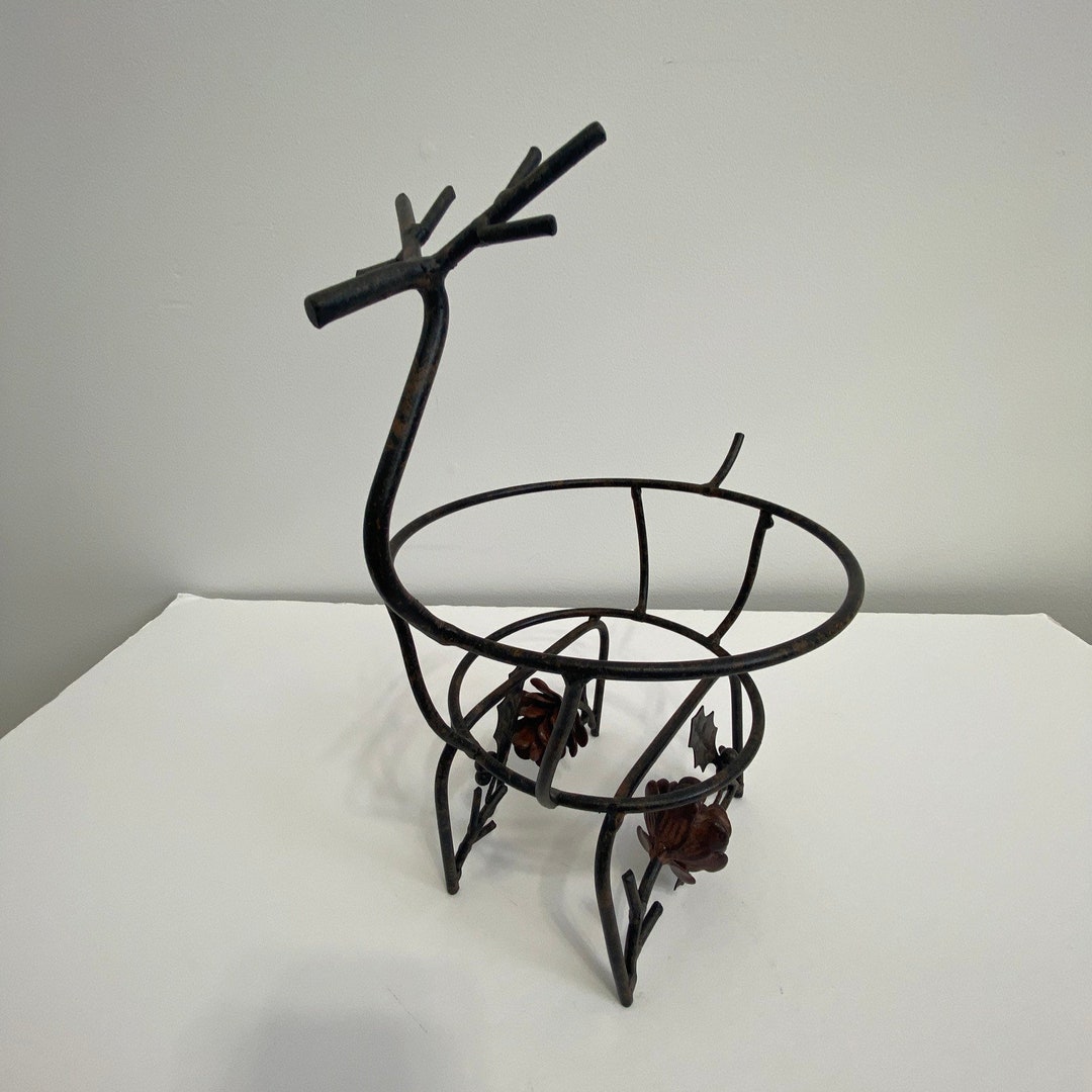 Vintage Metal Reindeer Christmas Plant Pot Stand Holder Pine Cones