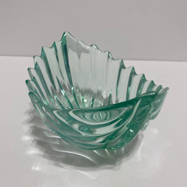 Vintage Art Glass Bagley Style Green LEAF Deep Candy Dish Bowl Translucent Glass 7.5" Long