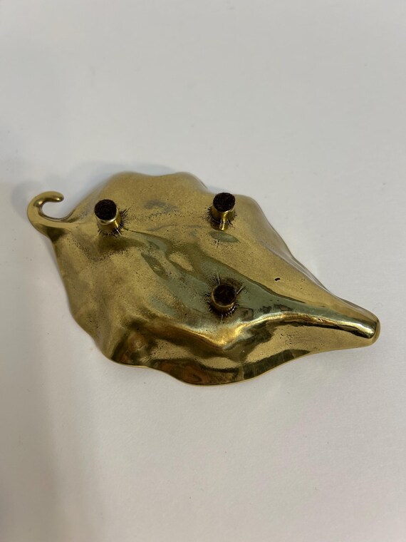 Vintage Small Solid Brass Leaf Footed Trinket Dis… - image 4