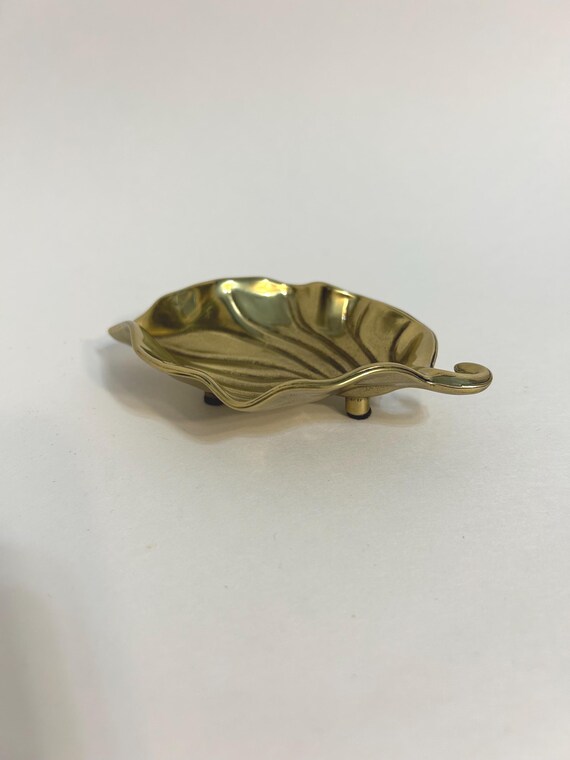 Vintage Small Solid Brass Leaf Footed Trinket Dis… - image 5