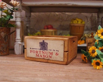 British Fortnum & Mason Market Crate 1:12 Scale Miniature Dollhouse Accessory