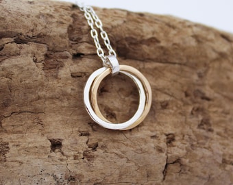 Tri Color Gold Pendant Necklace. Infinity Necklace in 14k Rose, White and Yellow Gold. Solid Gold Three Circle Necklace