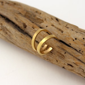 18k Solid Gold Hoop Earrings. 18k Gold Hoop Earrings Hammered. 18k Gold Jewelry Gift Idea.