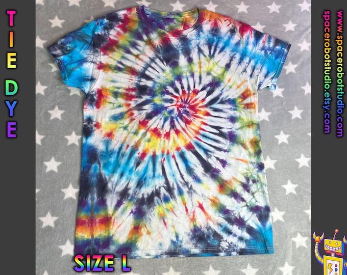 Tie Dye T-Shirt | Rainbow Grunge Spiral | Size L