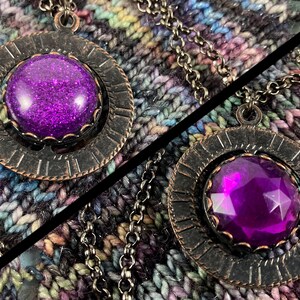 Spinner Pendant Necklace - Dark Gunmetal & Purple Gems - Stim Jewelry