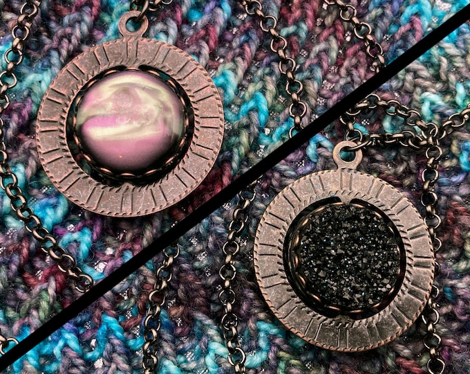 Spinner Pendant Necklace | Dark Gunmetal, Black, Purple, Green Swirl | Stim Jewelry