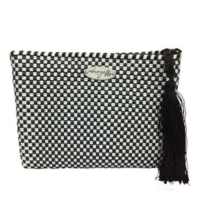 Etla Recycled Plastic Clutches. Small purse with zipper made from recycled plastic. Made in Mexico