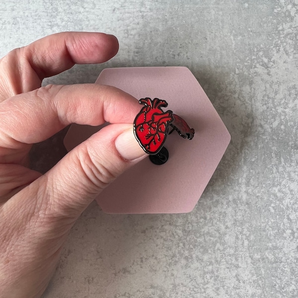 Anatomical Human Heart Pin - Gift for Cardio Doctors, Nurses, Biologists, Med Students, Scientists, or Patients