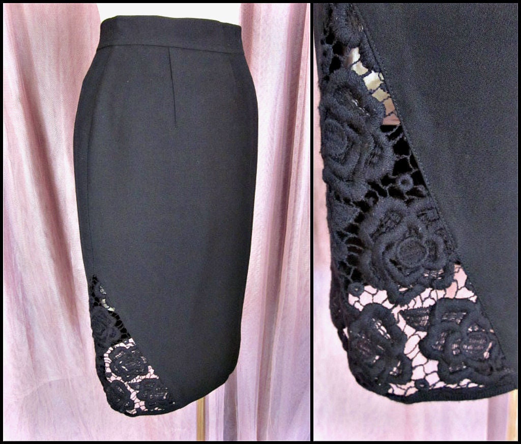 VALENTINO Vintage Skirt // Black Lace on Crepe // Fits Xs to S - Etsy