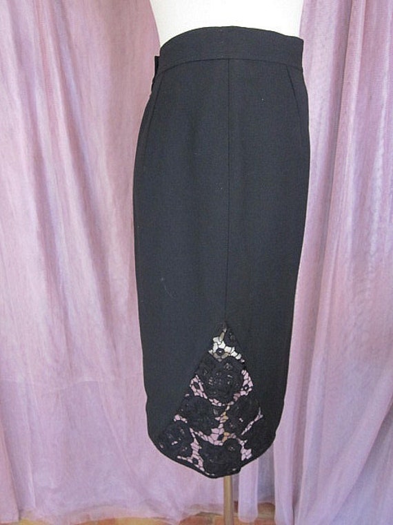 VALENTINO Vintage Skirt // Black Lace on Crepe //… - image 7