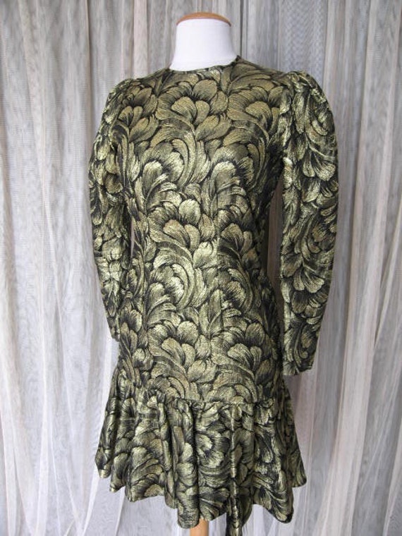 Vintage gold brocade dress / fits S / 80s gold dr… - image 3