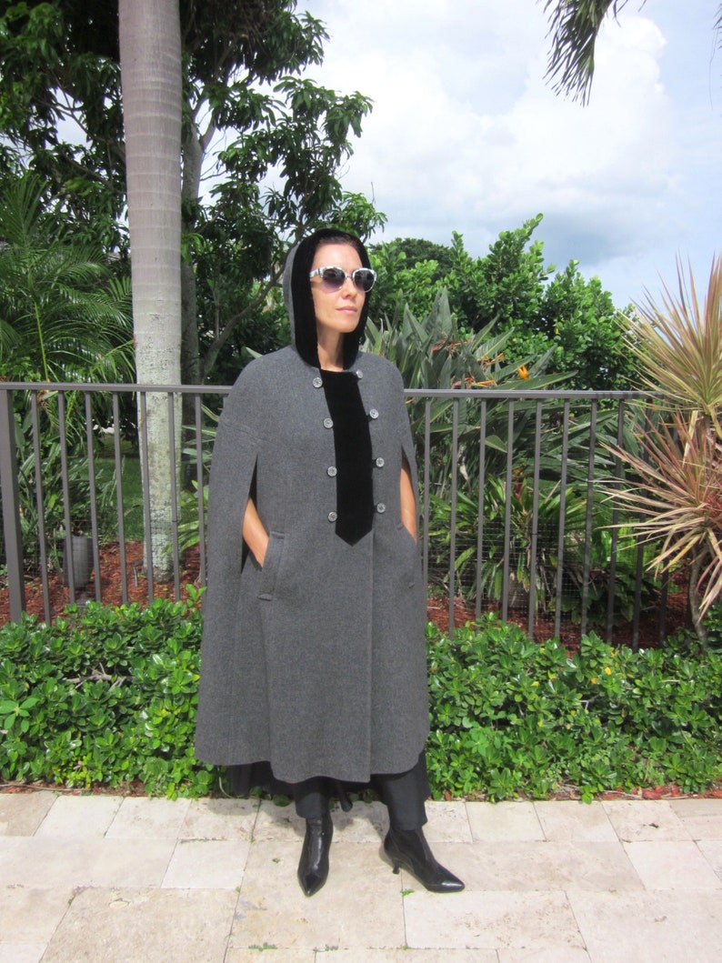 Victorian Inspired Vintage Wool and Velvet Cape / Vintage Cape / OSFM / Romantic Grey Wool and Black Velvet Cape / Hooded Cape image 10