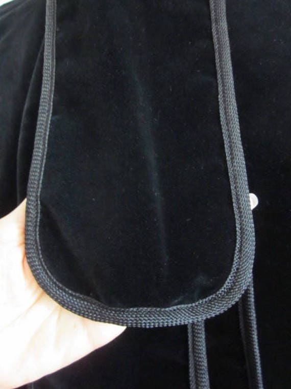 Vintage Velvet Cape / Black Velvet Cape / Alorna … - image 8