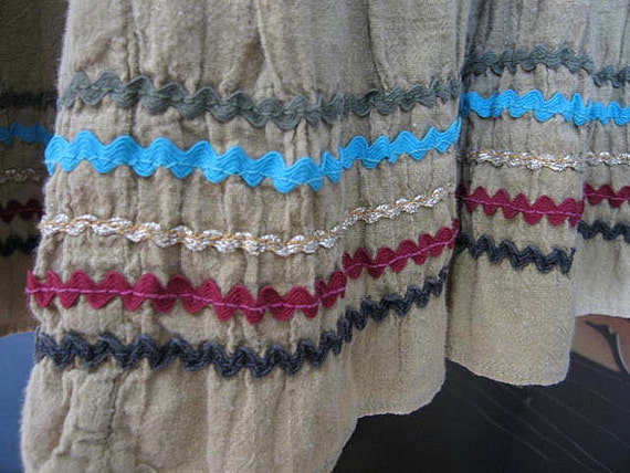 Vintage 60s Skirt / Colorful Rick Rack Trimmed Ti… - image 5
