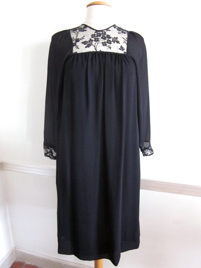 Hanae Mori Dress / Vintage Hanae Mori Dress / Black Lace Hanae Mori Dress / Lace LBD / fits S / 70s Hanae Mori Silk and Lace Dress image 2