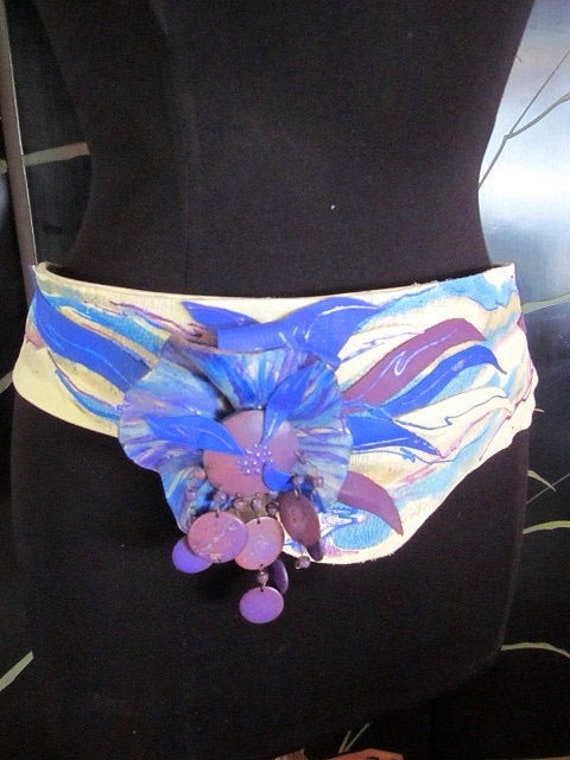 80s Handpainted Belt / fits 29-35 / Hand Made Belt