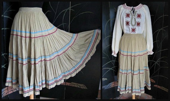 Vintage 60s Skirt / Colorful Rick Rack Trimmed Ti… - image 1