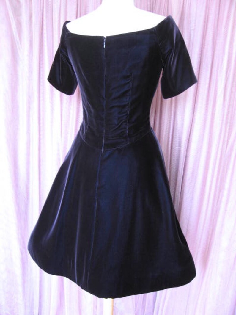 Vintage Scaasi Blue Velvet Dress: Couture Boutique, Fits S/M bild 6