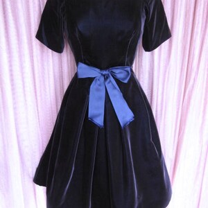 Scaasi Dress / vintage Scaasi dress / Scaasi velvet dress / vintage blue velvet dress / fits S / Blue velvet dress / Scaasi Boutique Dress image 2