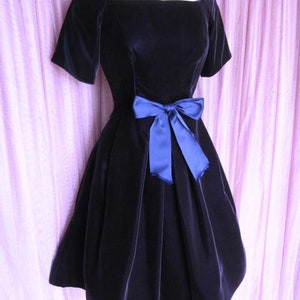 Vintage Scaasi Blue Velvet Dress: Couture Boutique, Fits S/M bild 3