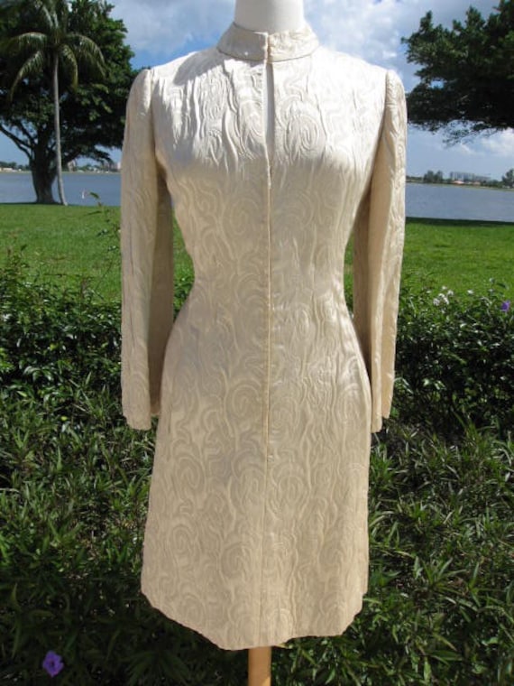 60s Brocade Dress / Vintage Brocade Dress / fits … - image 2