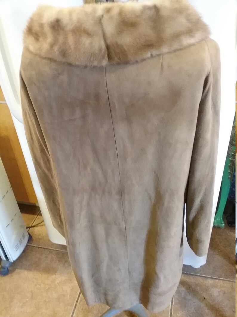 Suede coat mink collar