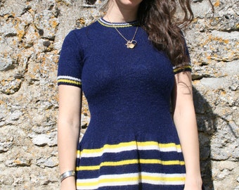 French vintage dress, SIMONE, knitted, navy blue, yellow and white, retro style