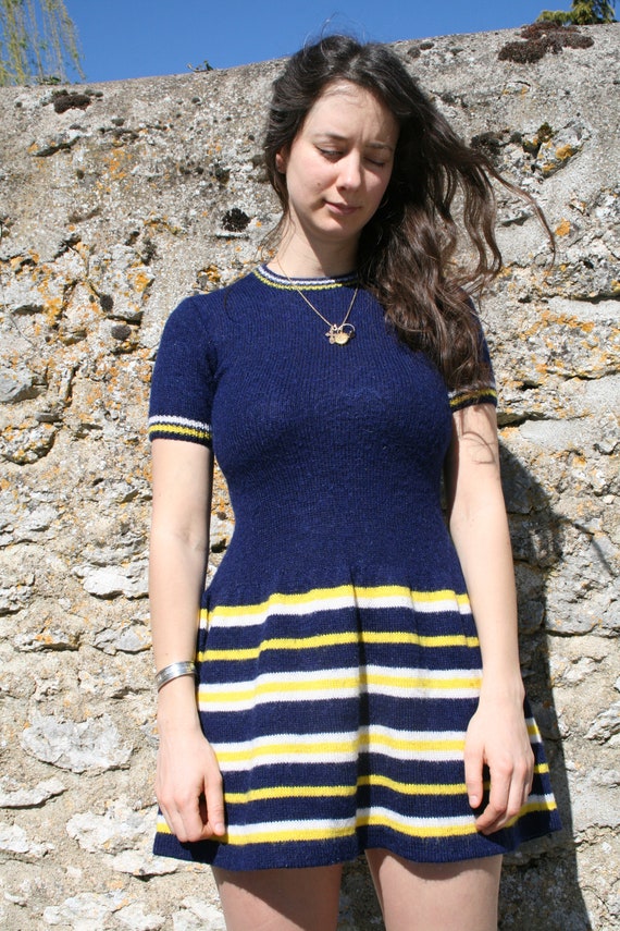 French Vintage Dress, SIMONE, Knitted, Navy Blue, Yellow and White, Retro Style - Etsy French Vintage Dress, SIMONE, Knitted, Navy Blue, Yellow and White, Retro Style - Etsy