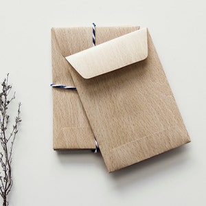 Sacchetto di carta con aspetto legno - faggio (medio)