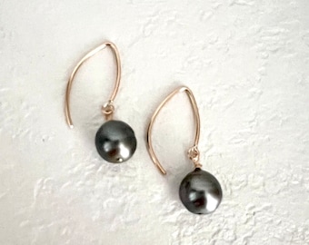 Black Pearl Hook Earrings