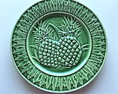 Vintage Decorative Plate Green Pineapple Plate Hospitality Symbol Welcome Decorative Plate Bordallo Pinneiro Made in Portugal Free Shipping
